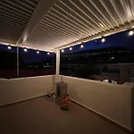 Casa *